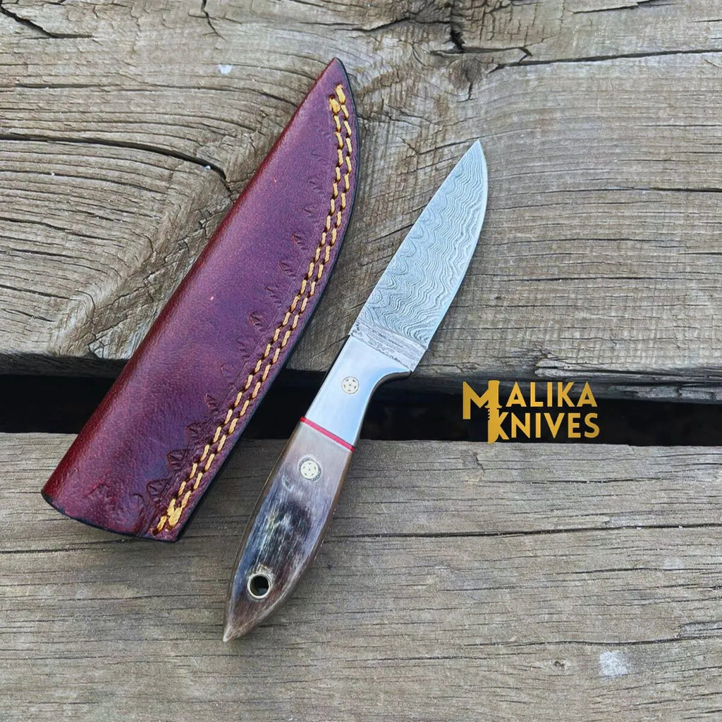 "Exceptional Damascus Steel Skinner Knife with Genuine Ram Horn Handle - Ultimate Precision for Hunting and Outdoor Enthusiasts-0026
