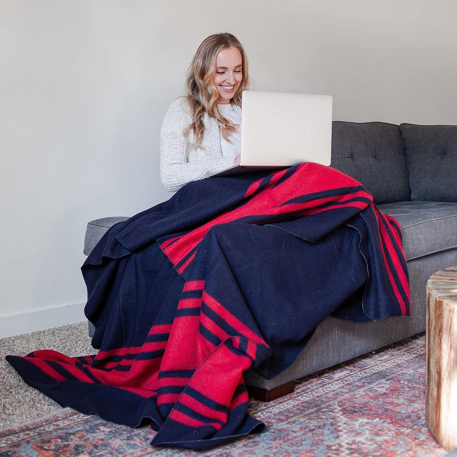 Arcturus Lava Canyon Wool Blanket and Carry Straps Bundle