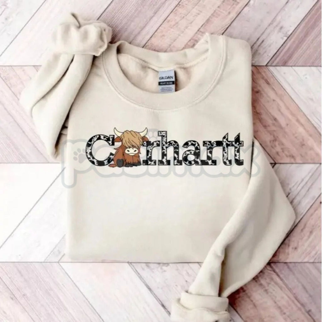 Minimalist Highland Cow Sweatshirt | Clean Silhouette Coo Jumper | Modern Farm Animal Graphic Tee | Simple Nature Lover Gift