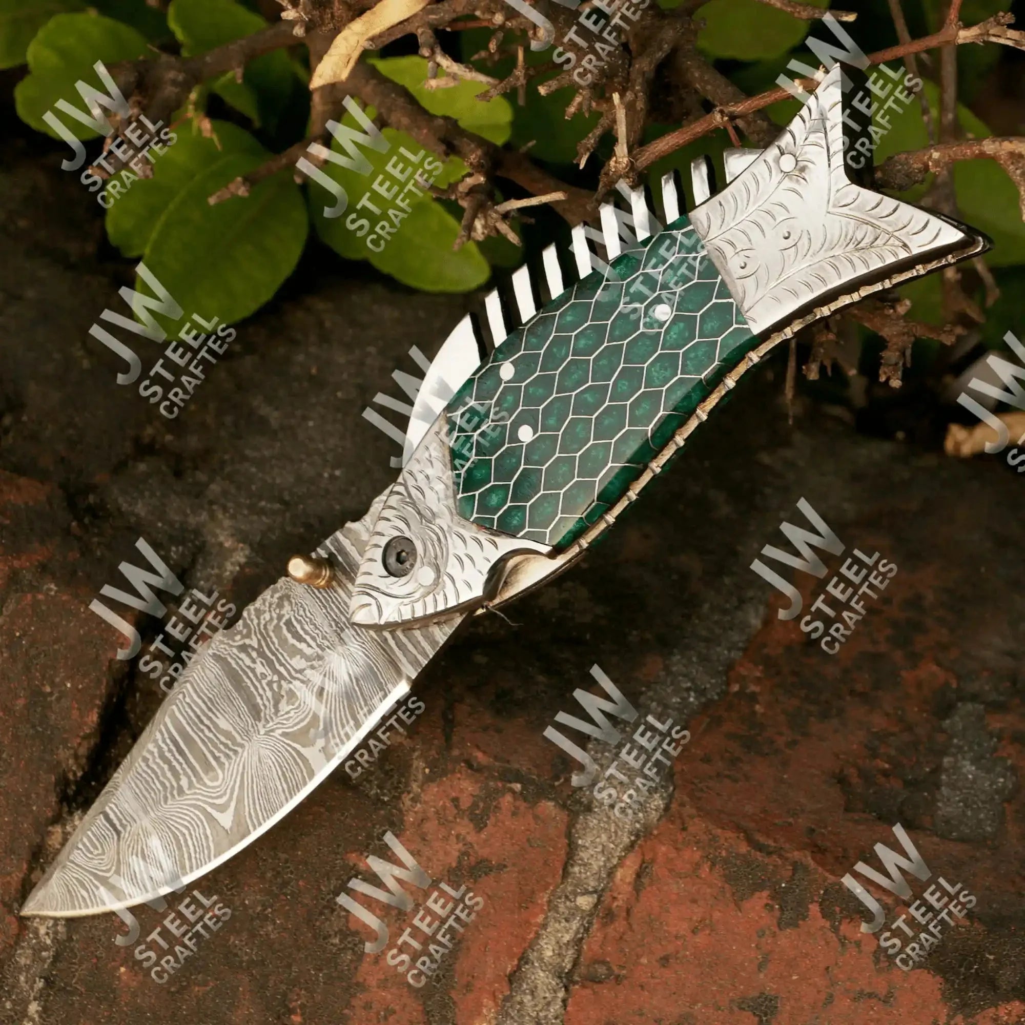 Handmade Damascus Steel Folding Knife – Green Honeycomb Handle