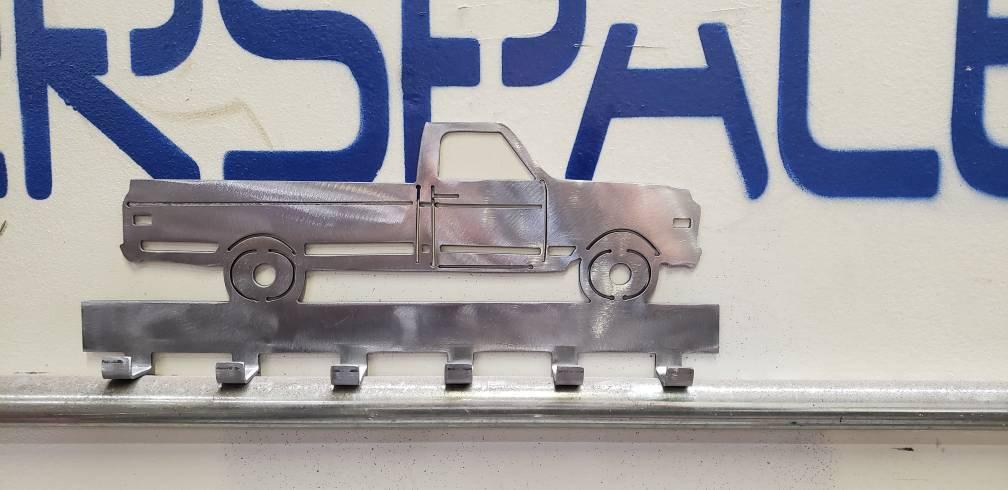 Chevy CST10 Keychain Rack – Steel Wall Mounted Classic Truck Organizer